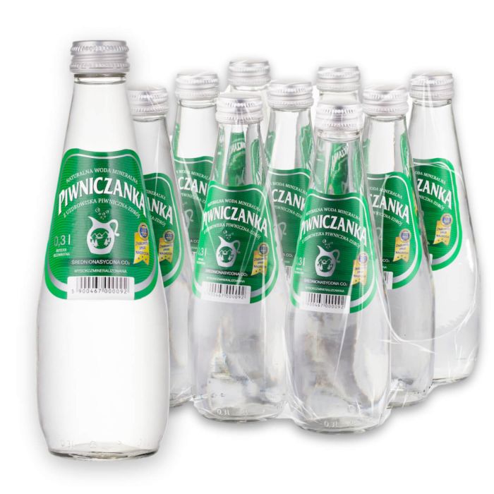  Piwniczanka zgrzewka 9×0,3 l lekko gazowana (średnionasycona CO2)